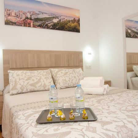 Alojamiento Alameda Malaga Luaran gambar