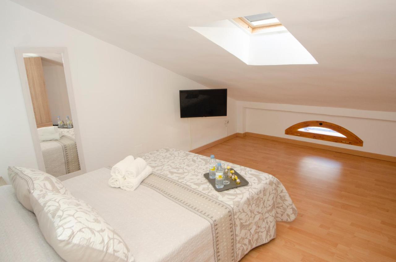 Alojamiento Alameda Malaga Luaran gambar